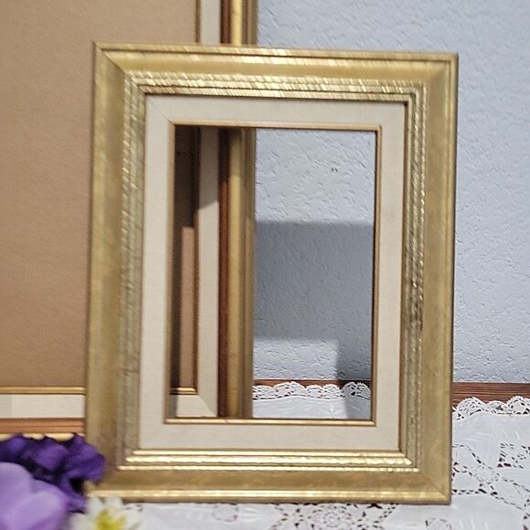 Pair Vtg MCM Wood Art Frames Linen lined holds 10x13 & 5x7 no glass Gallery Wall - Picture 2 of 13